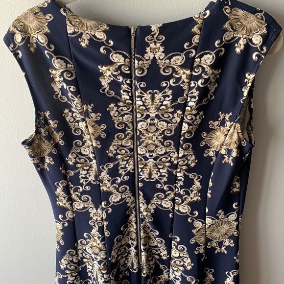 DBβEstablishedΒ 1962 Navy Blue, White & Gold Dress a size 10 - Picture 7 of 7
